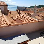 Mila Tatil Evi *